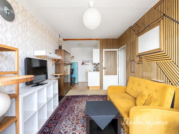 Pronájem bytu 2+kk, Praha - Prosek, Zárybská, 40 m2