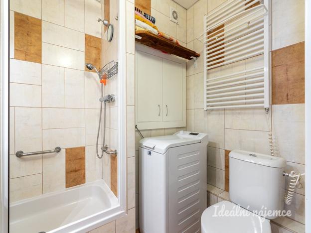 Pronájem bytu 2+kk, Praha - Prosek, Zárybská, 40 m2