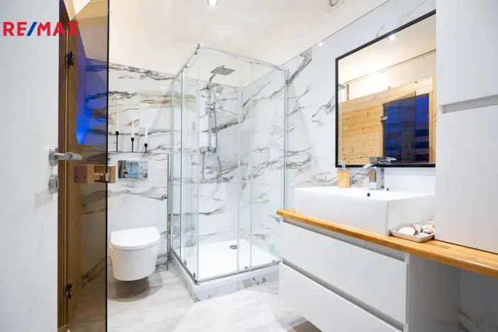 Prodej bytu 4+kk, Nový Vestec, Hlavní, 110 m2