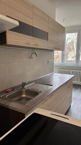 Pronájem bytu 2+1, Děčín - Děčín VI-Letná, 70 m2