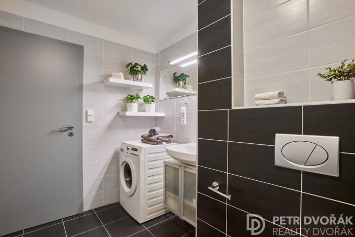 Prodej bytu 4+kk, Praha - Řepy, Kutrovická, 119 m2