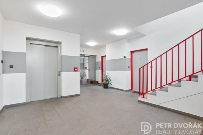 Prodej bytu 4+kk, Praha - Řepy, Kutrovická, 119 m2