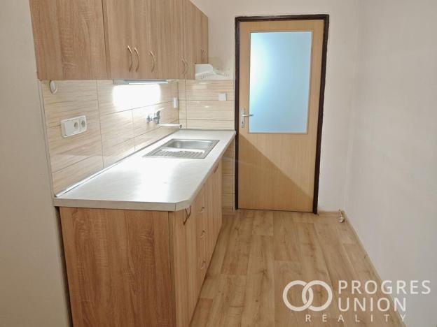 Pronájem bytu 1+kk, Kroměříž, Oskol, 28 m2