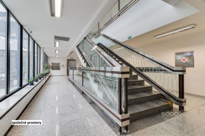 Pronájem kanceláře, Praha - Libeň, Sokolovská, 33 m2