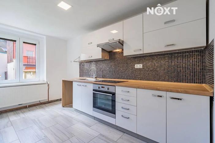 Prodej bytu 1+1, Karlovy Vary, Lipová, 35 m2