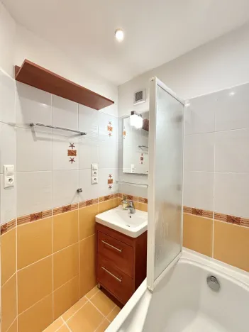 Pronájem bytu 3+1, Liberec - Liberec XIV-Ruprechtice, Třešňová, 67 m2