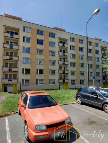 Prodej bytu 1+1, Krupka - Maršov, Karla Čapka, 36 m2