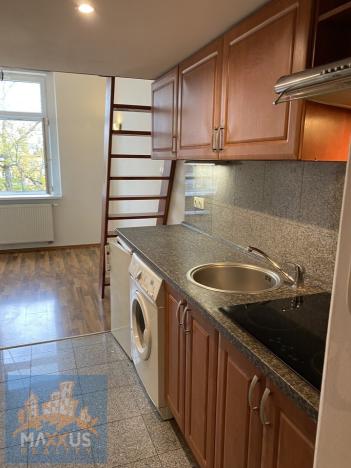 Pronájem bytu 1+kk, Praha - Vysočany, Freyova, 18 m2