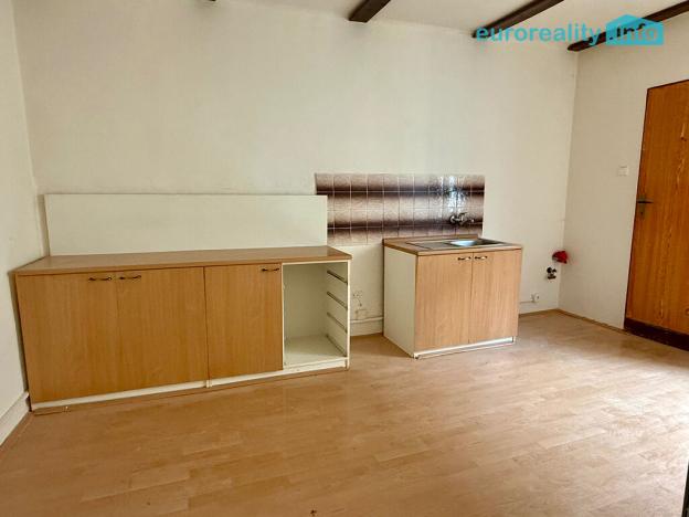 Prodej bytu 3+1, Mariánské Lázně, Anglická, 73 m2