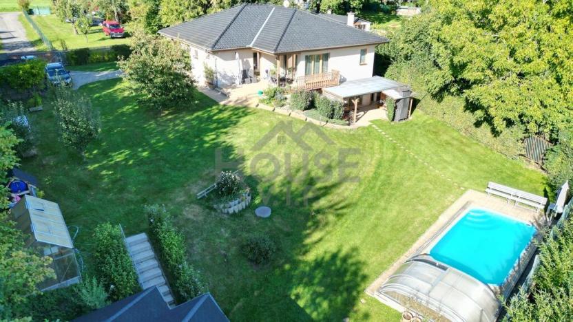 Prodej vícegeneračního domu, Světice, 207 m2