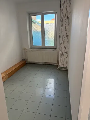 Pronájem komerční nemovitosti, Zlín, Štefánikova, 51 m2