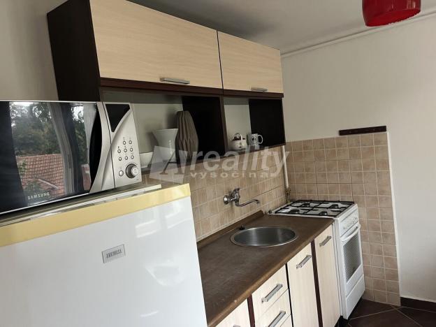 Pronájem bytu 1+1, Jihlava, Husova, 28 m2