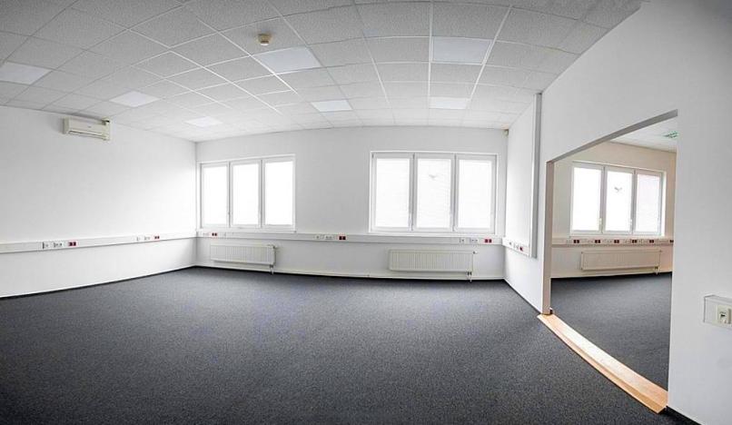 Pronájem skladu, Volduchy, 1000 m2