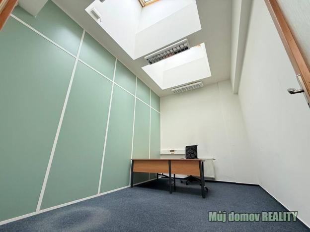 Pronájem kanceláře, Praha - Vysočany, Lisabonská, 15 m2