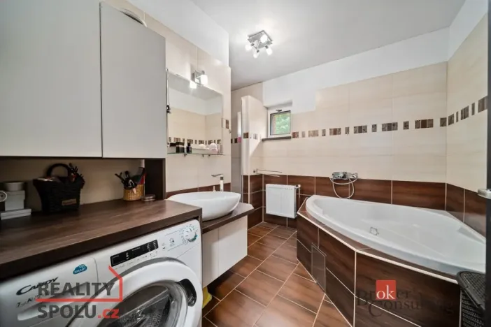 Prodej rodinného domu, Trutnov - Starý Rokytník, 216 m2