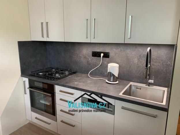 Pronájem bytu 2+1, Holešov, 45 m2