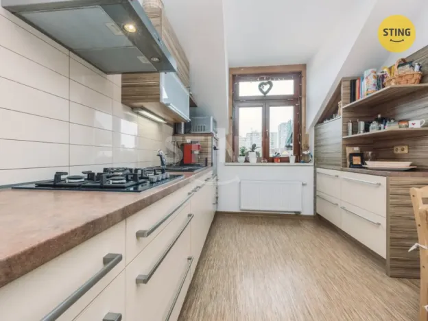 Prodej vícegeneračního domu, Pardubice, Bratranců Veverkových, 300 m2