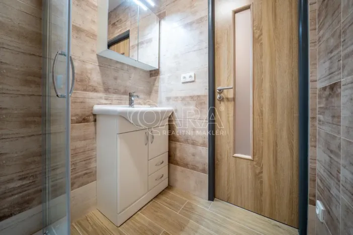 Pronájem bytu 3+1, Pardubice - Bílé Předměstí, Na Drážce, 68 m2