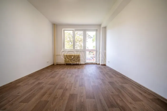 Pronájem bytu 3+1, Pardubice - Bílé Předměstí, Na Drážce, 68 m2