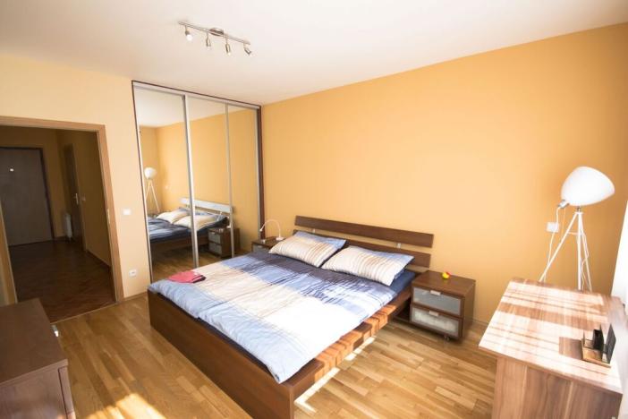 Pronájem bytu 2+kk, Praha - Vyšehrad, Neklanova, 66 m2