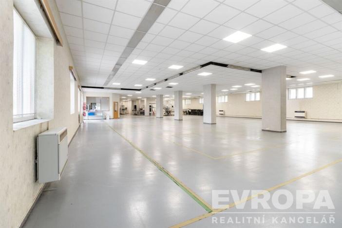 Pronájem skladu, Havlíčkův Brod, okres havlíčkův brod, 1290 m2