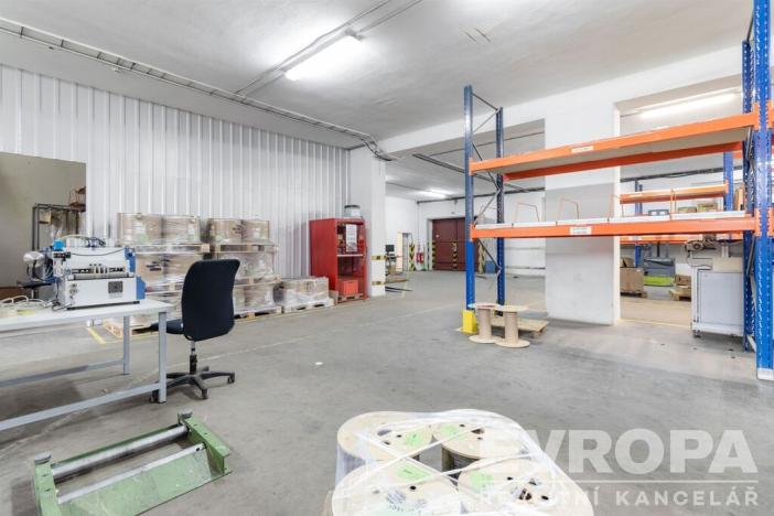 Pronájem skladu, Havlíčkův Brod, okres havlíčkův brod, 1290 m2