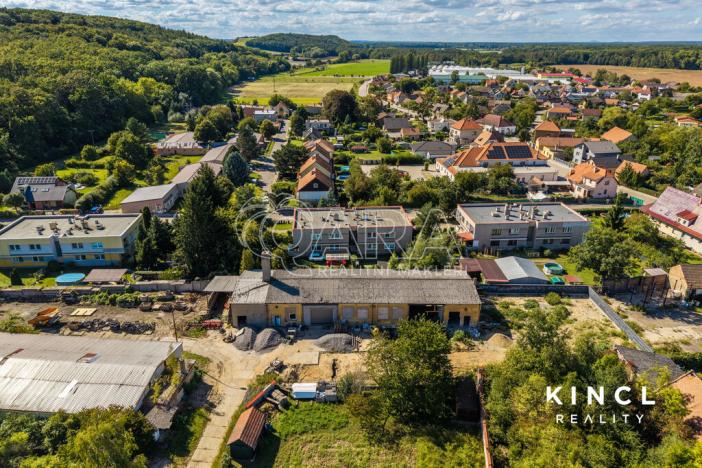 Prodej komerčního pozemku, Semice, 1554 m2