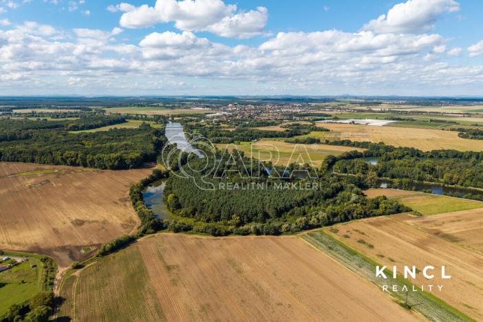 Prodej komerčního pozemku, Semice, 1554 m2