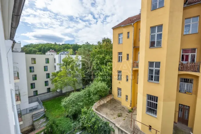 Pronájem bytu 1+kk, Praha - Smíchov, Radlická, 26 m2