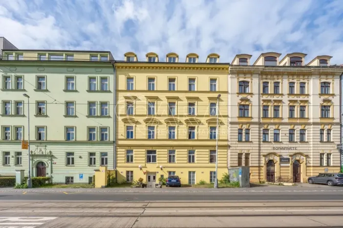 Pronájem bytu 1+kk, Praha - Smíchov, Radlická, 26 m2