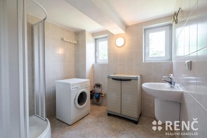 Prodej rodinného domu, Podolí, 216 m2