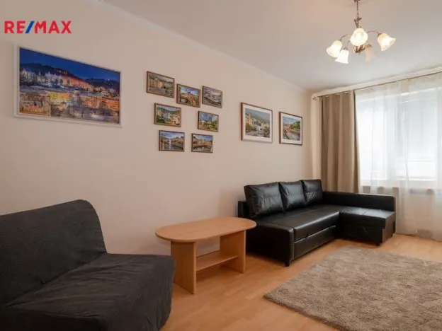 Pronájem bytu 2+1, Karlovy Vary, I. P. Pavlova, 53 m2