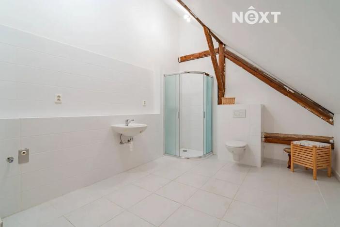 Prodej rodinného domu, Lišov, třída 5. května, 160 m2