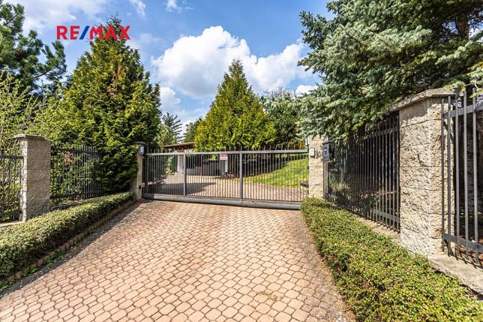 Prodej pozemku pro bydlení, Praha - Lochkov, Na dražkách, 1550 m2