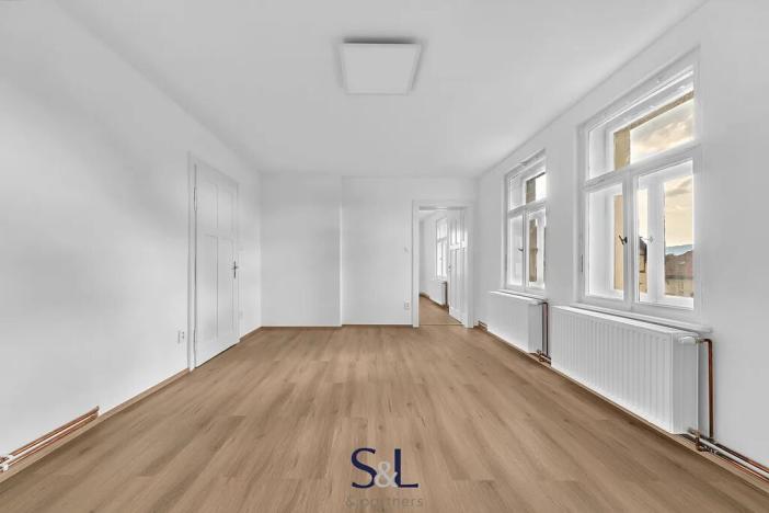 Pronájem bytu 3+1, Liberec, Zborovská, 131 m2