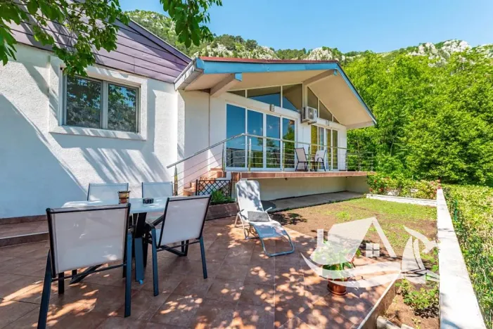 Prodej rodinného domu, Kotor, Černá Hora, 125 m2