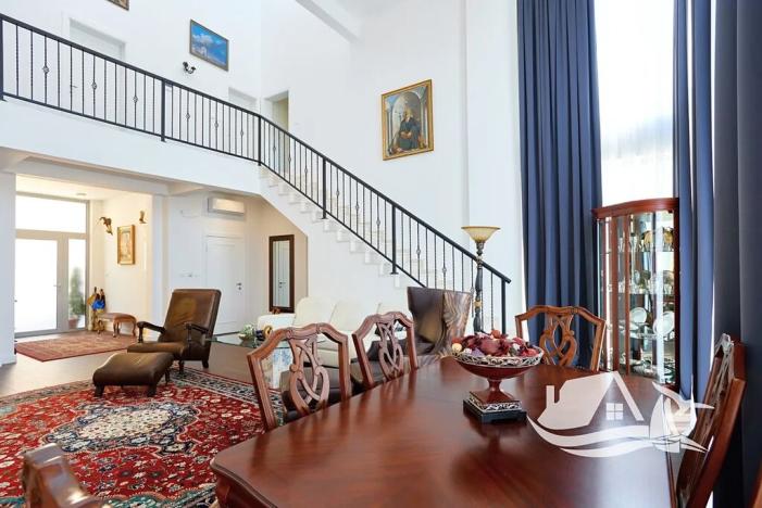 Prodej vily, Kumbor, Černá Hora, 320 m2