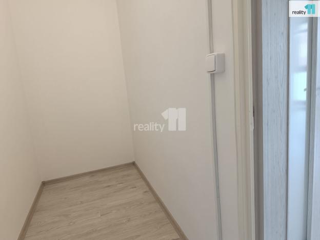 Pronájem bytu 1+1, Děčín - Děčín I-Děčín, Karla Čapka, 50 m2