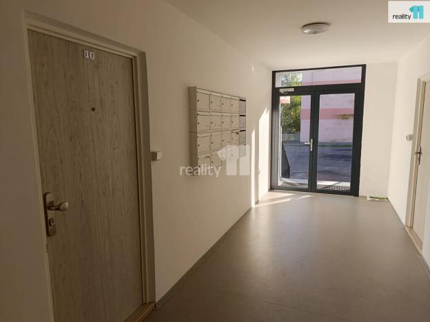 Pronájem bytu 1+1, Děčín - Děčín I-Děčín, Karla Čapka, 50 m2