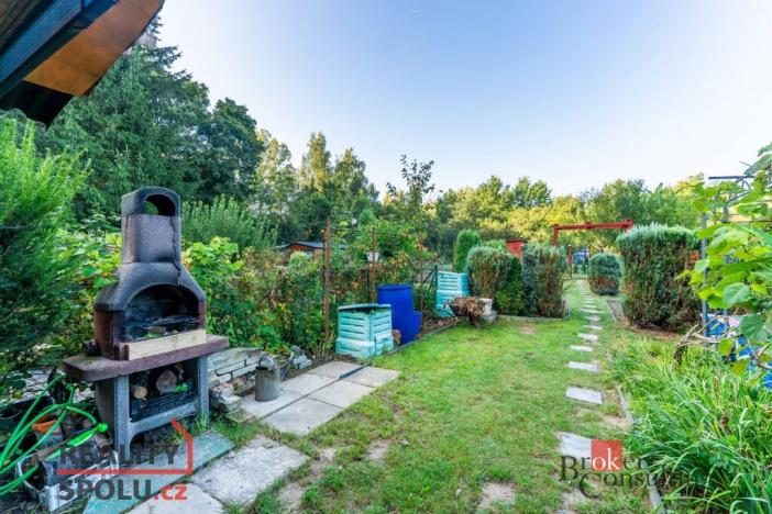 Prodej zahrady, Rybitví, 185 m2