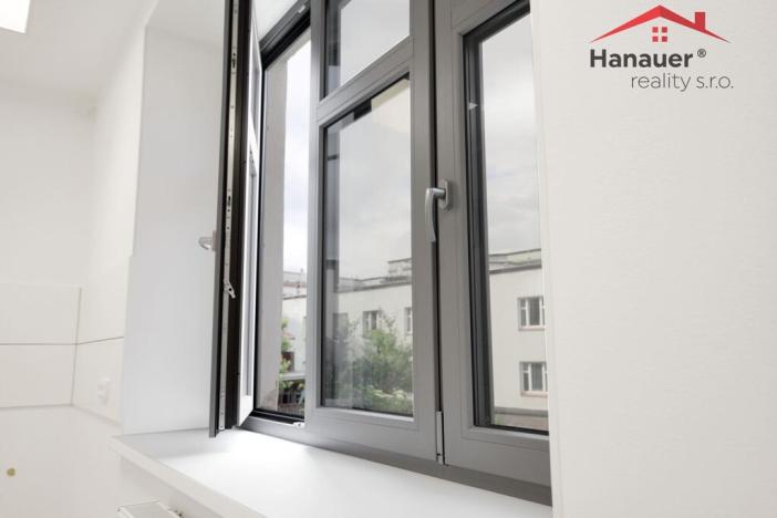 Pronájem ordinace, Ústí nad Labem - Ústí nad Labem-centrum, Koněvova, 120 m2