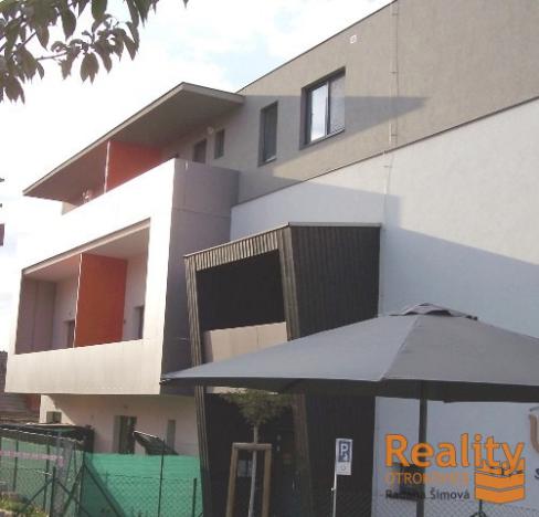 Pronájem bytu 2+kk, Zlín - Malenovice, Zahradní, 43 m2