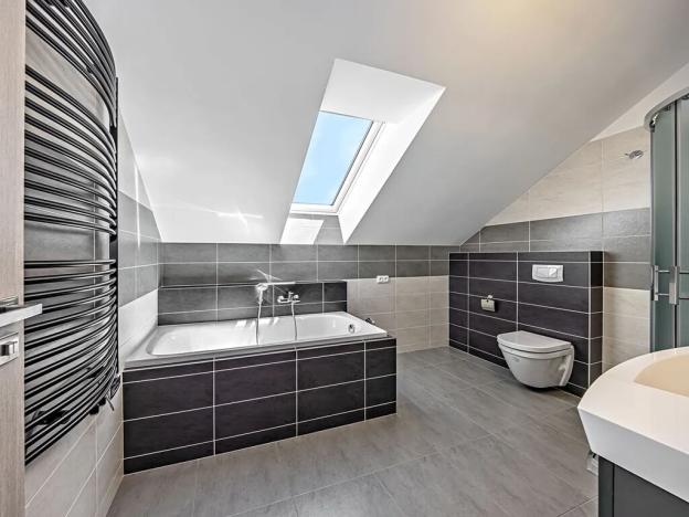 Prodej rodinného domu, Světice, Na Žlábku, 162 m2