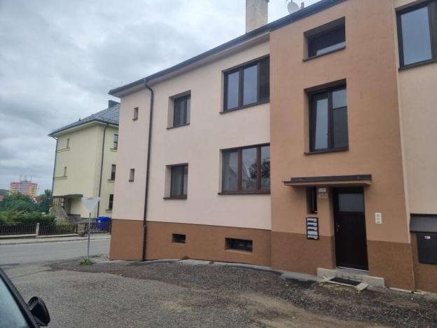 Prodej bytu 3+1, Kaplice, Omlenická, 103 m2