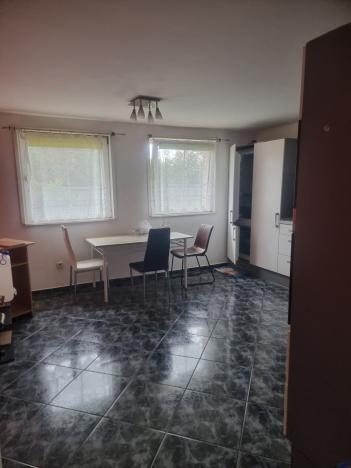 Prodej bytu 3+1, Kaplice, Omlenická, 103 m2