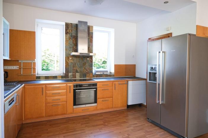 Pronájem rodinného domu, Statenice, 280 m2