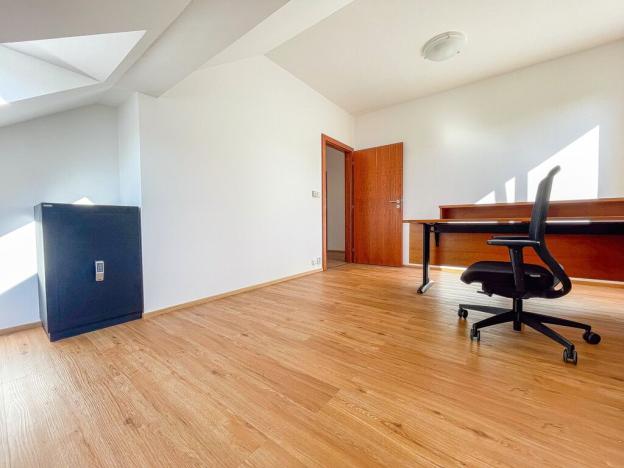 Pronájem rodinného domu, Statenice, 280 m2