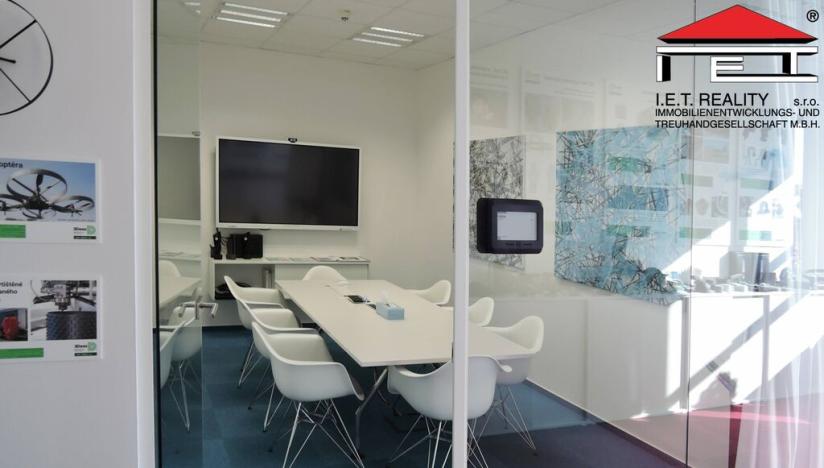 Pronájem kanceláře, Praha - Nusle, Doudlebská, 303 m2