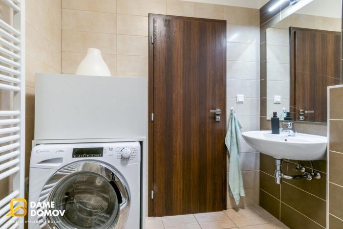 Pronájem bytu 1+kk, Praha - Holešovice, Jankovcova, 34 m2