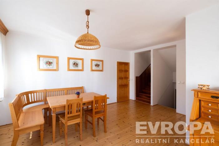 Prodej rodinného domu, Horní Branná, 300 m2